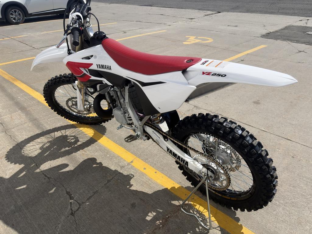 Yamaha YZ250 2026
