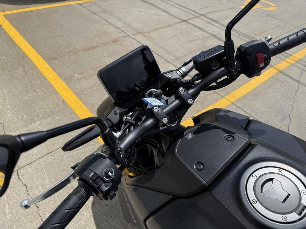 Honda CB750 2025