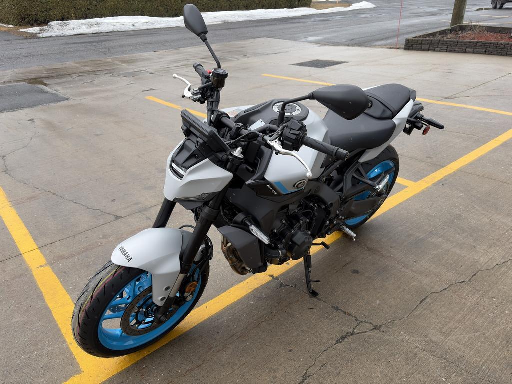Yamaha YZF-R9 2026