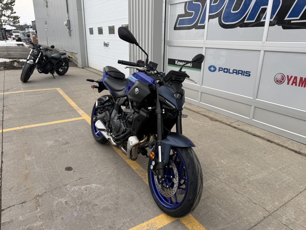 Yamaha YZF-R7 2026