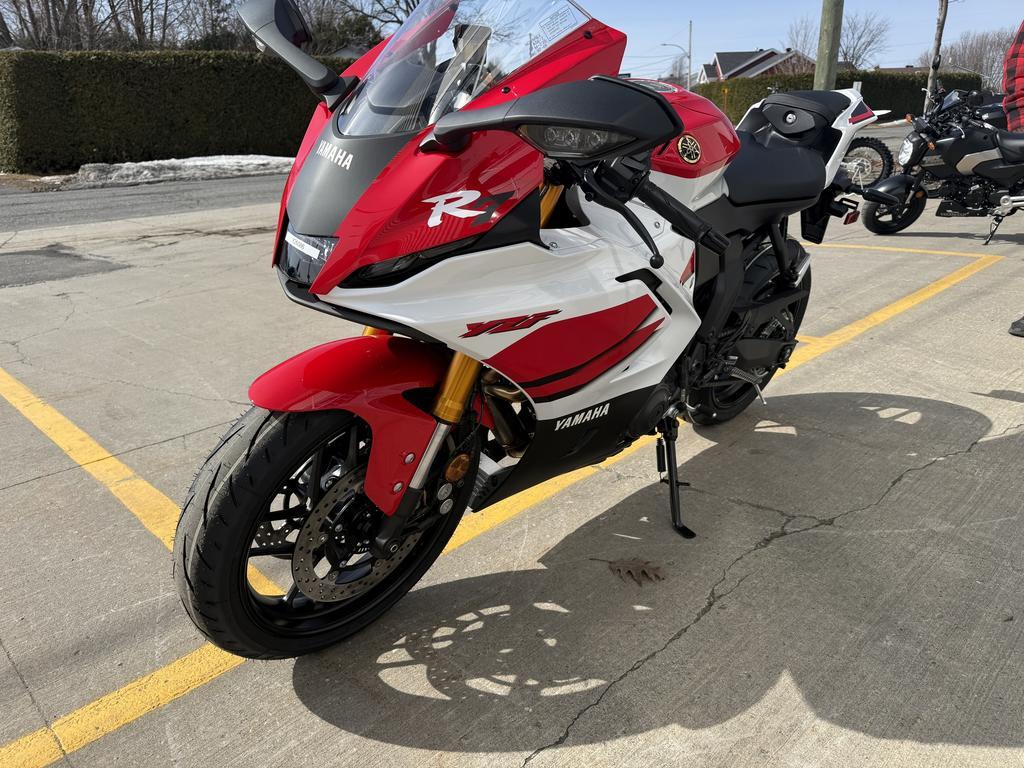 Yamaha YZF-R7 2026