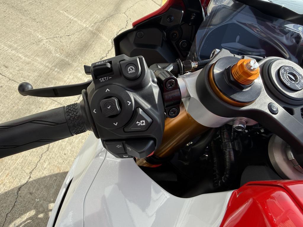 Yamaha YZF-R7 2026