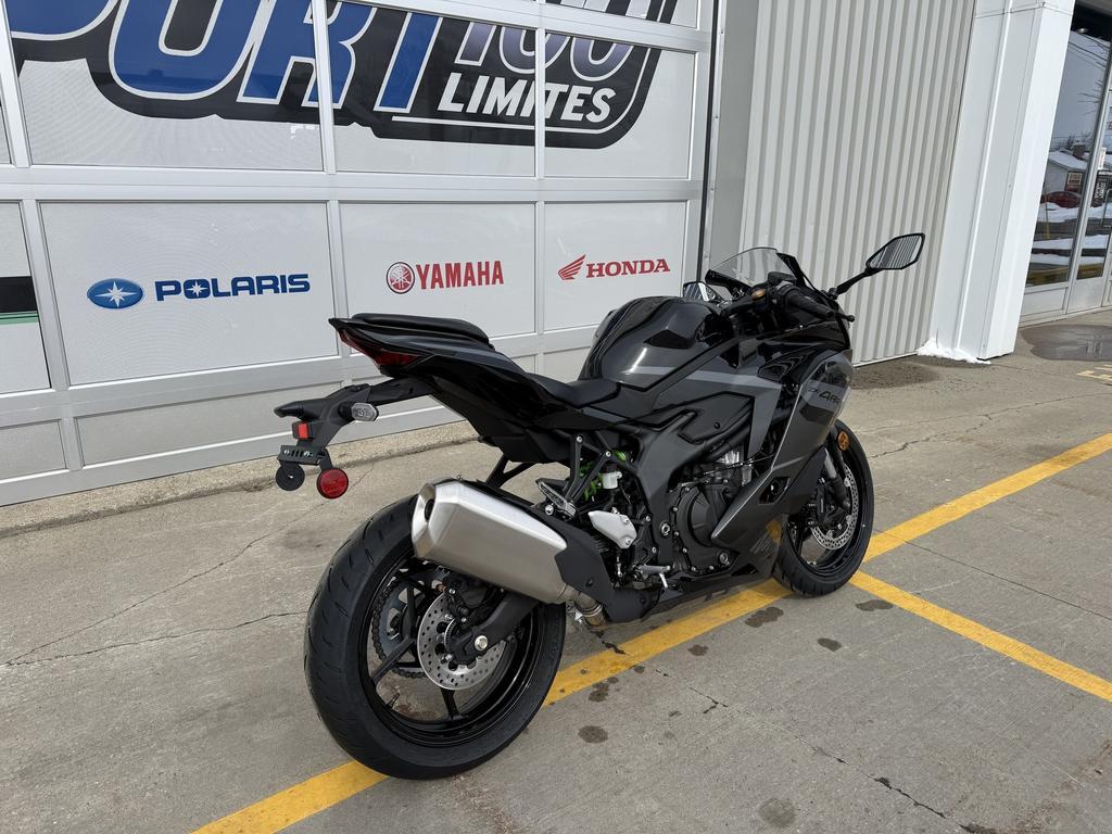 Kawasaki Ninja ZX-4RR 2026