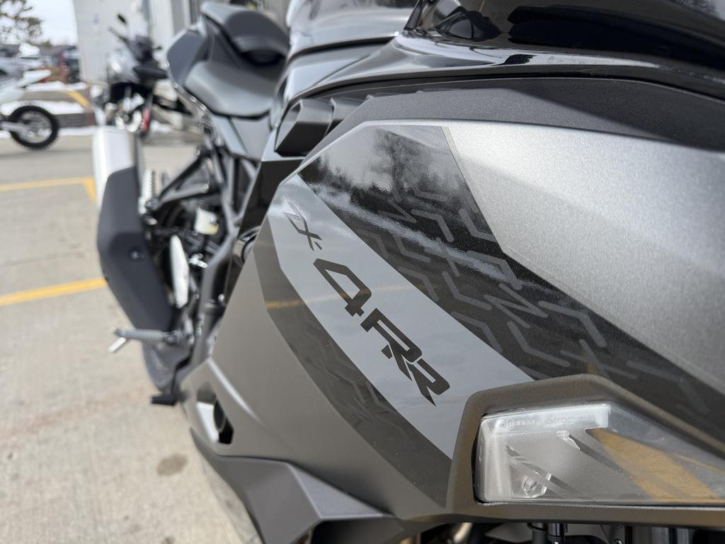 Kawasaki Ninja ZX-4RR 2026