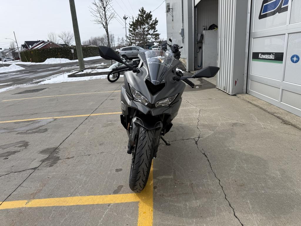 Kawasaki Ninja ZX-4RR 2026