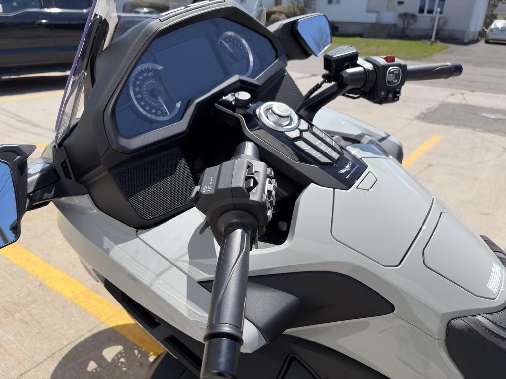 Honda Gold Wing Tour DCT 2026