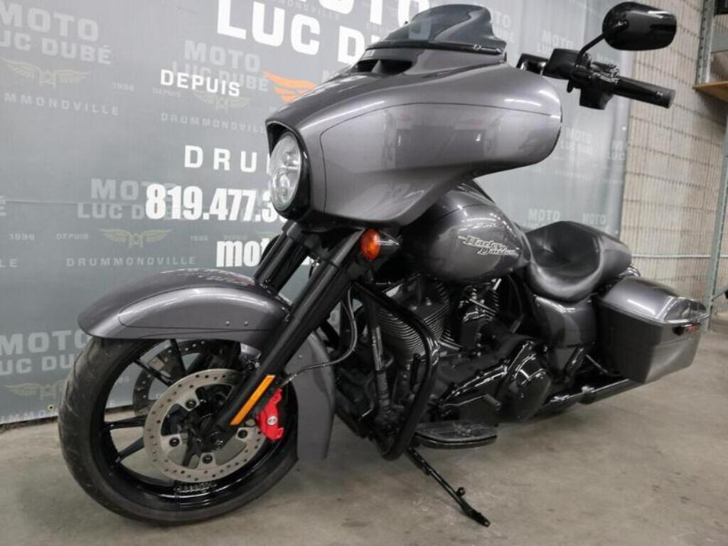 Harley-Davidson FLHXS Street Glide Special 2014