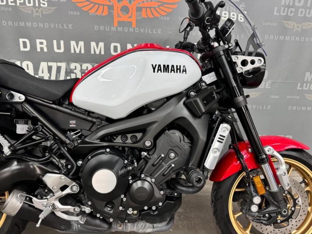 Yamaha XSR900 2021