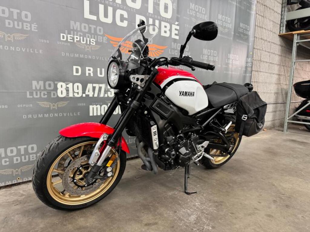 Yamaha XSR900 2021