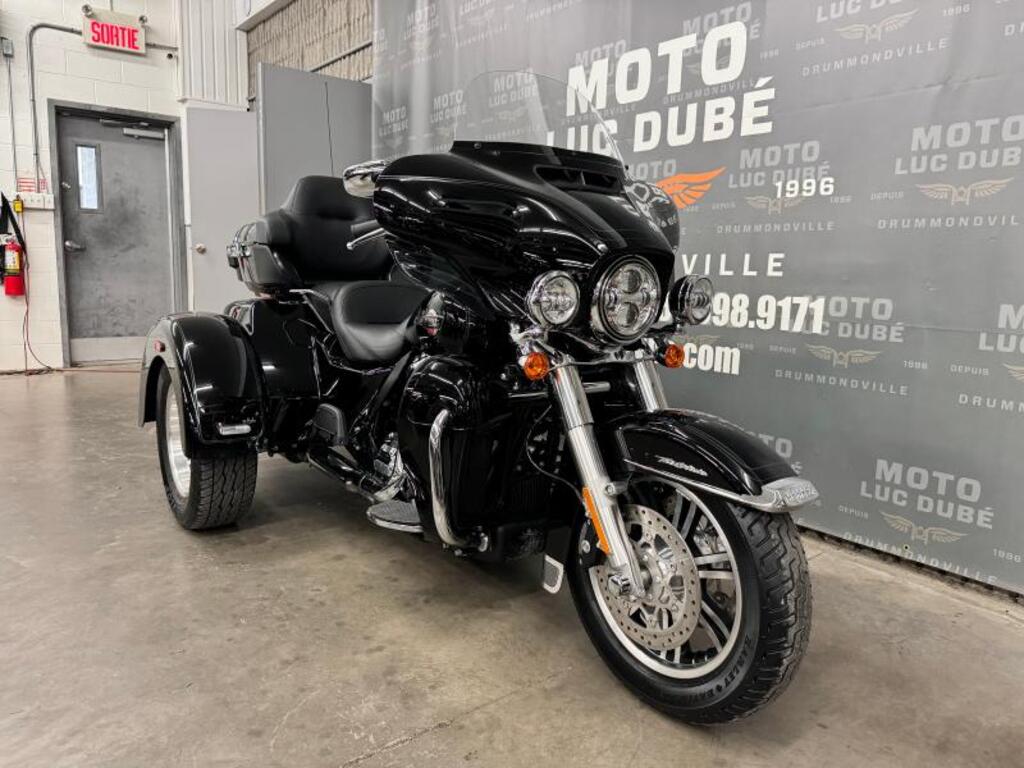 Harley-Davidson FLHTCUTG Tri Glide Ultra 2022