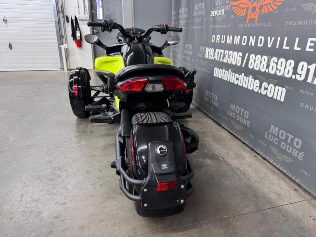 Kawasaki Z900 ABS 2023
