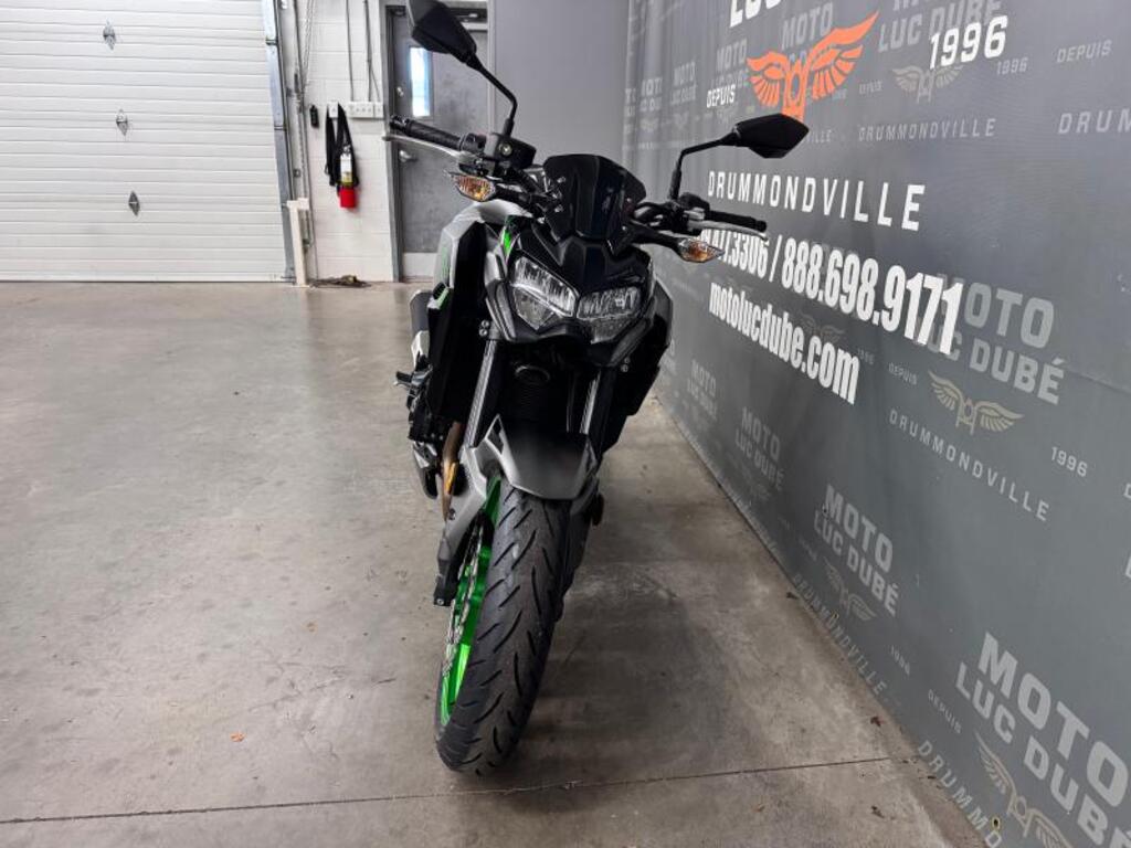 Kawasaki Z900 ABS 2023