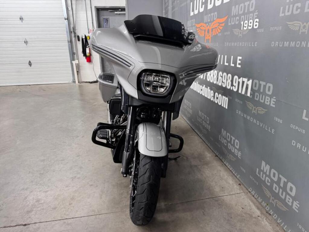Harley-Davidson FLHXSE CVO Street Glide 2023