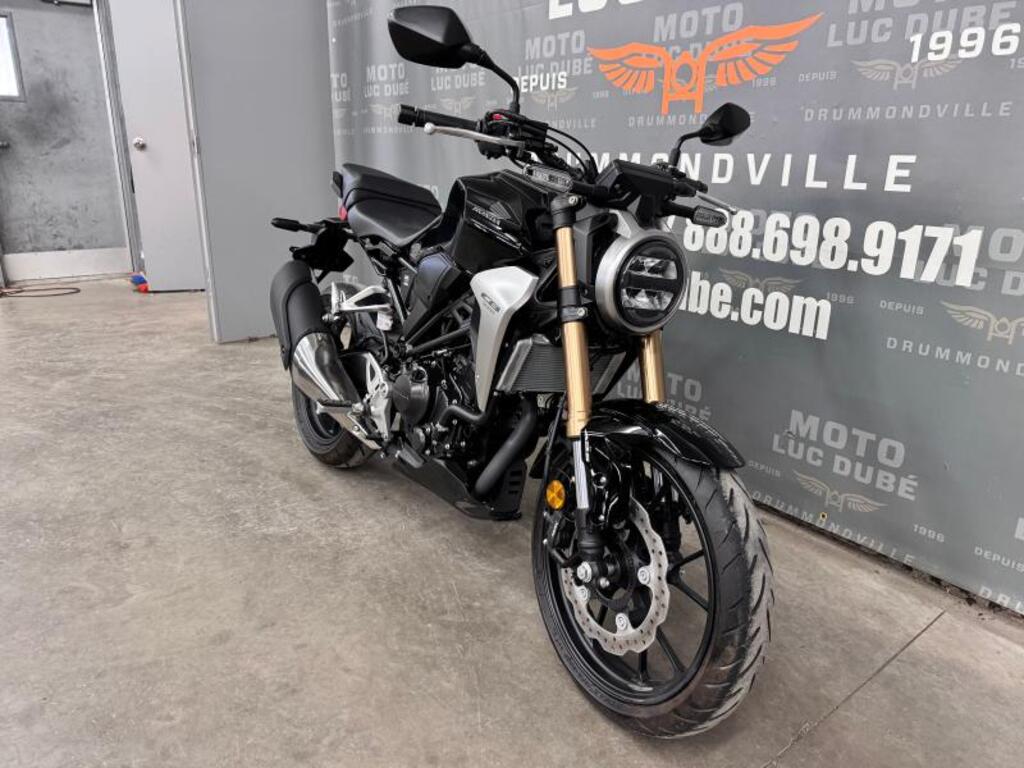 Honda CB300R 2022