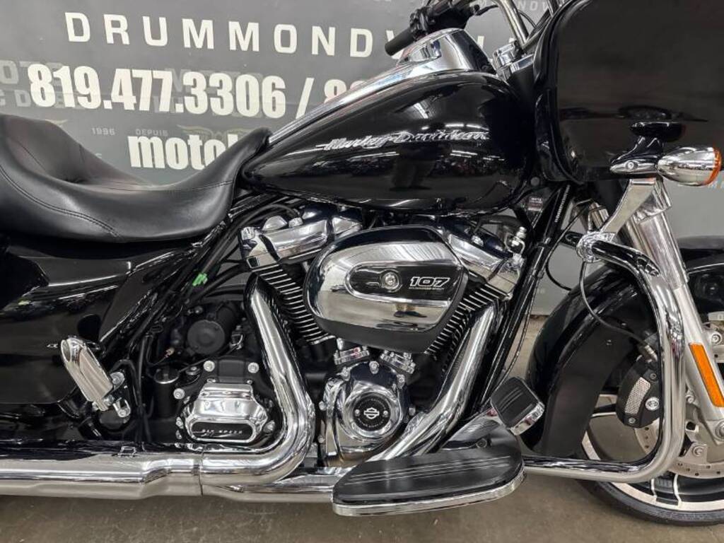 Harley-Davidson FLHXSE CVO Street Glide 2015