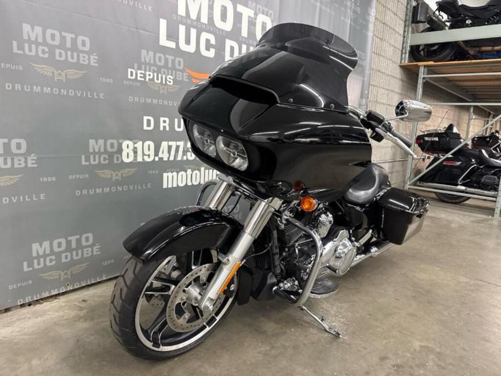 Harley-Davidson FLHXSE CVO Street Glide 2015