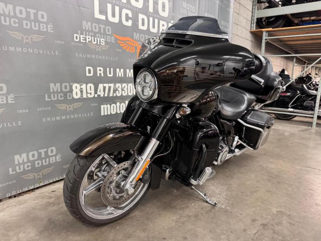 Harley-Davidson FLHXSE CVO Street Glide 2015