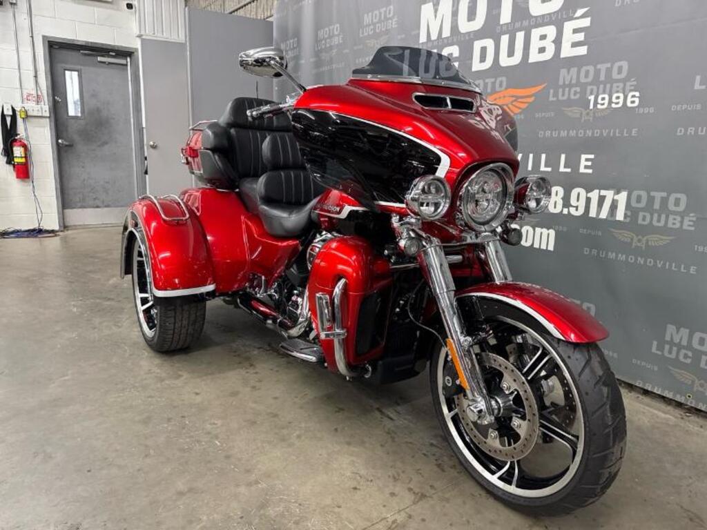 Harley-Davidson FLHTCUTGSE Ultra CVO Tri Glide 2021