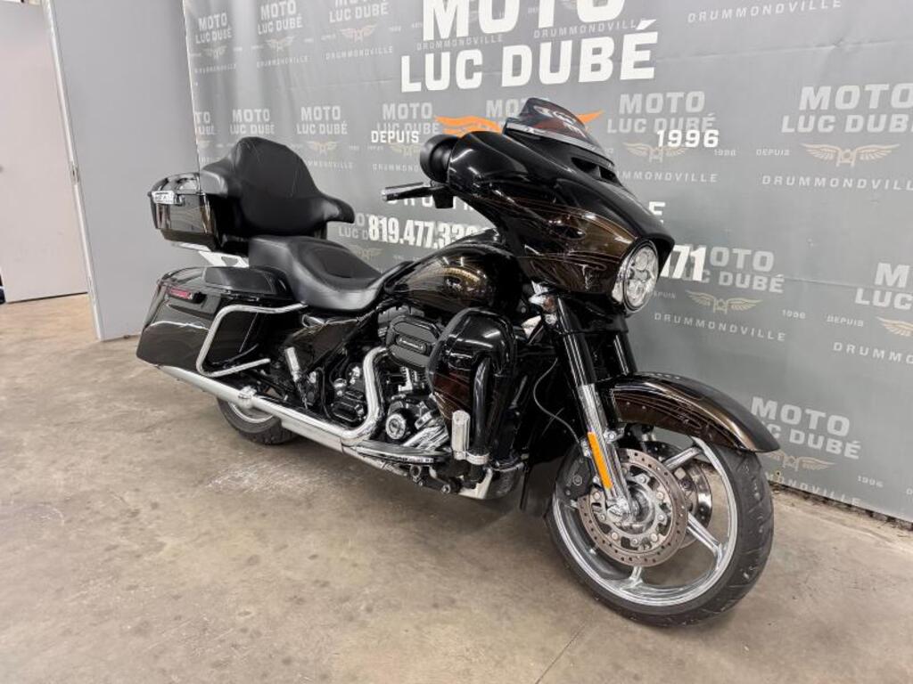 Harley-Davidson FLHTCUTGSE Ultra CVO Tri Glide 2021