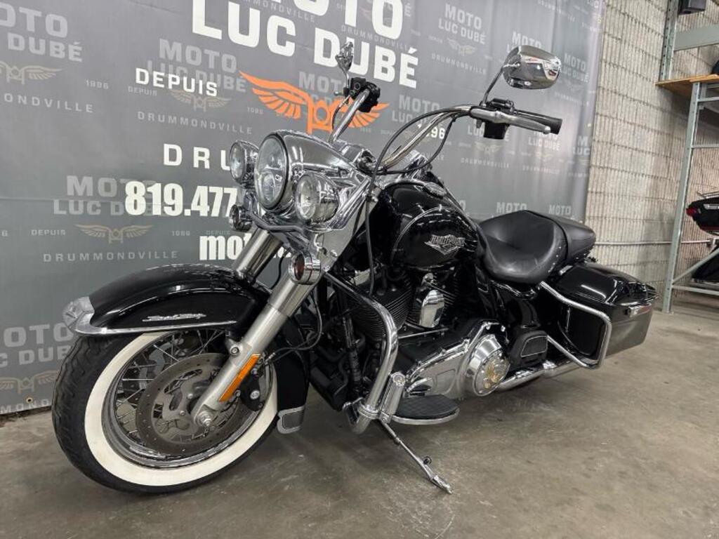 Harley-Davidson FLHR Road King 2015