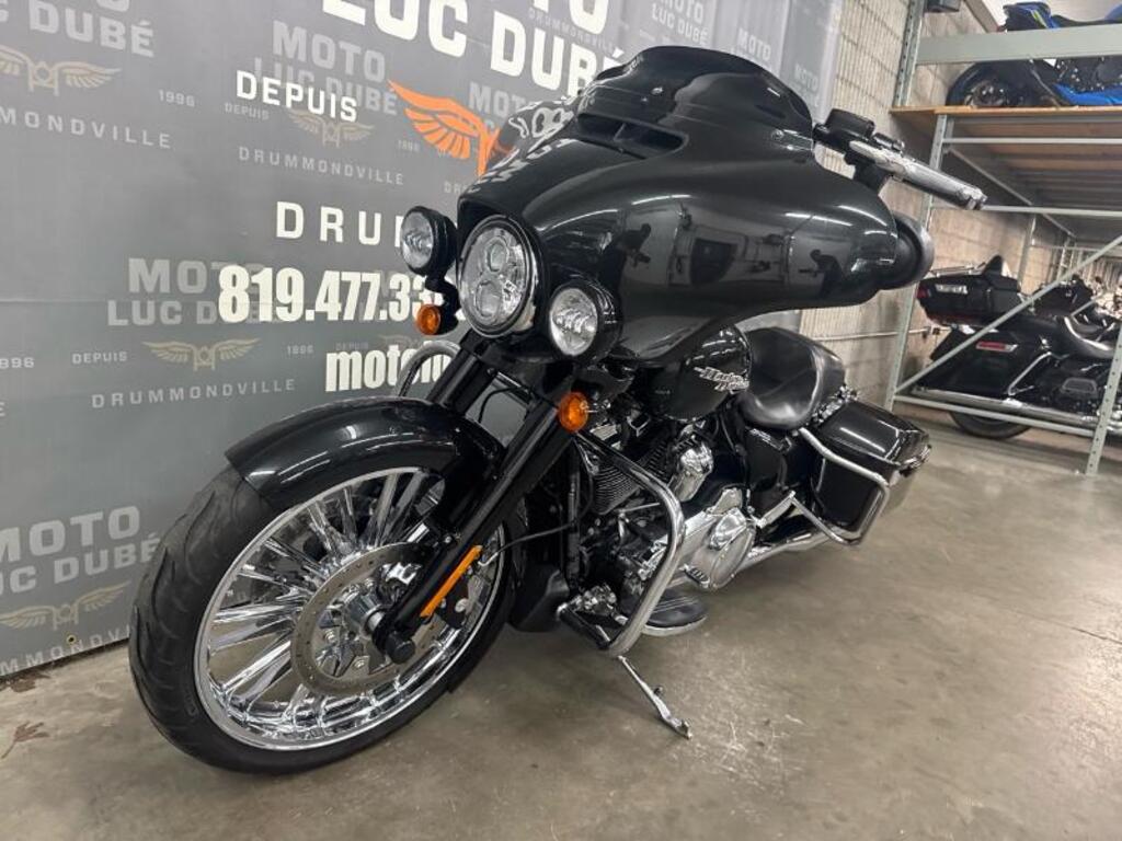 Harley-Davidson FXST Softail Standard 2023