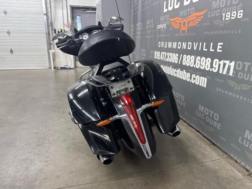 Victory Motorcycles Cross Country ABS 2013