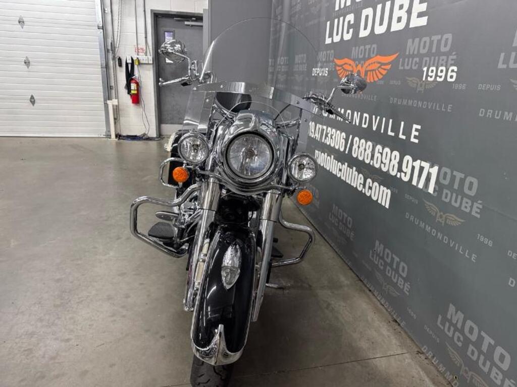 Harley-Davidson FLHCS Heritage Classic 114 2018
