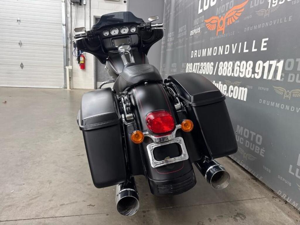 Harley-Davidson FLHXS Street Glide Special 2015