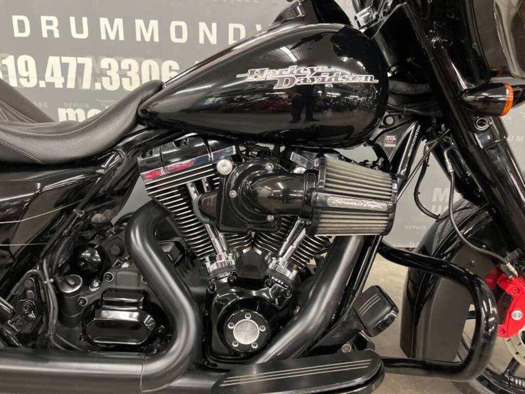 Harley-Davidson FLHXS Street Glide Special 2015