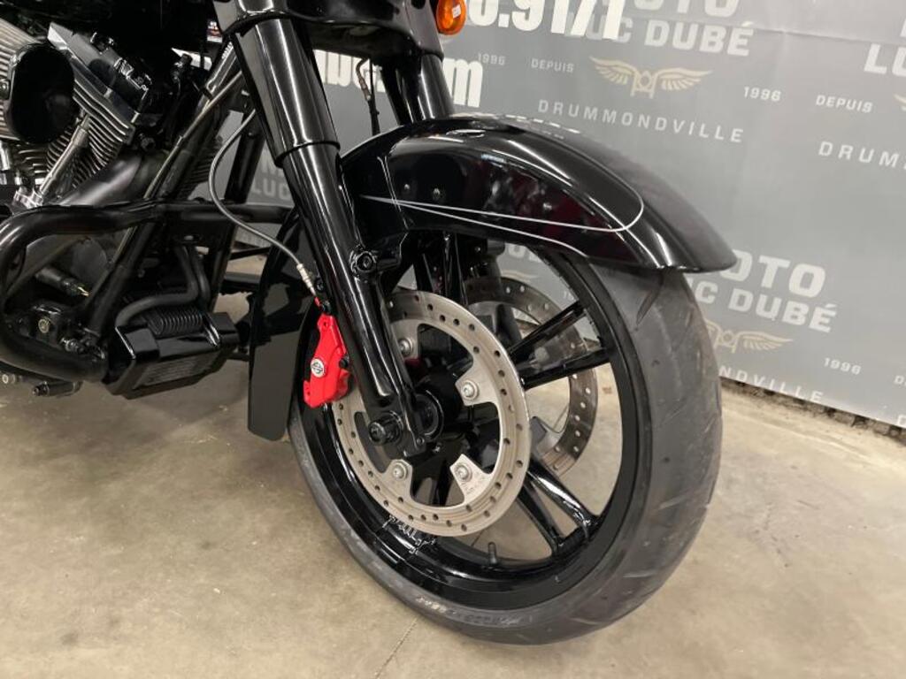 Harley-Davidson FLHXS Street Glide Special 2015