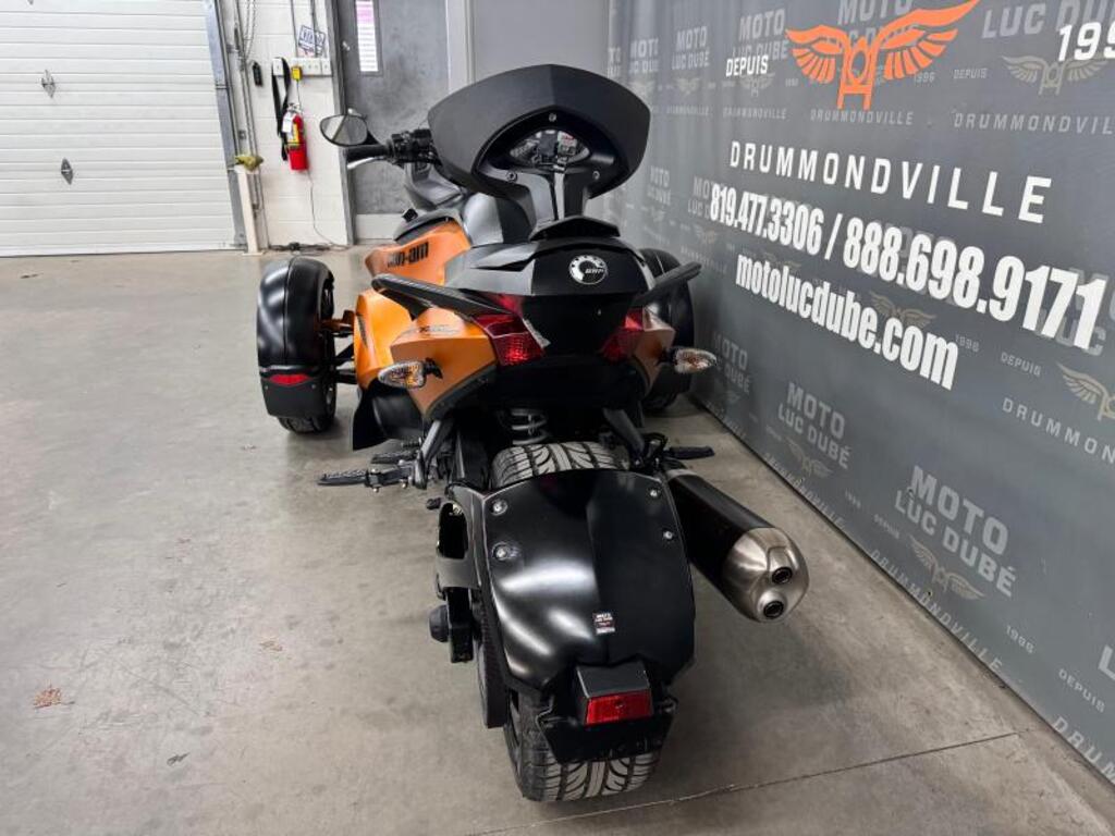 Yamaha SCR 950 2017