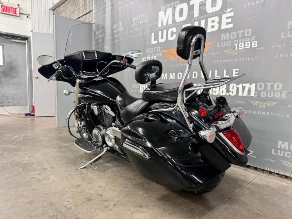 Yamaha V-Star 1300 Deluxe 2015