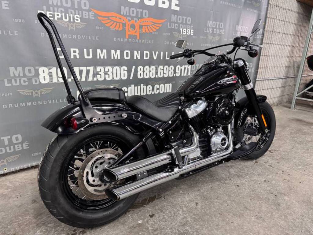 Harley-Davidson FLHTCUSE CVO Ultra Classic Electra Glide 2011
