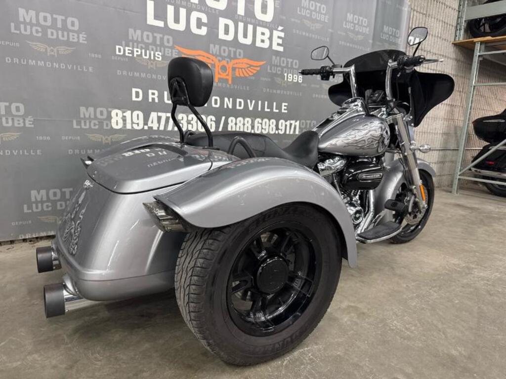 Harley-Davidson FLHTK Electra Glide Ultra Limited 2014