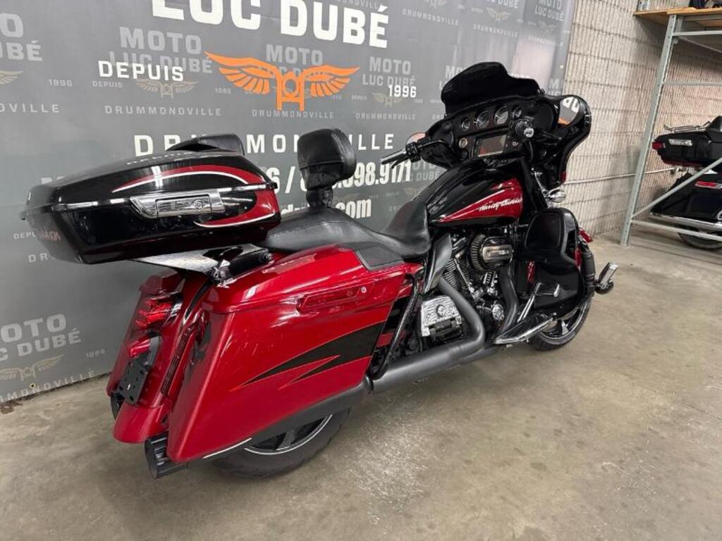 Harley-Davidson FLHXSE CVO Street Glide 2017