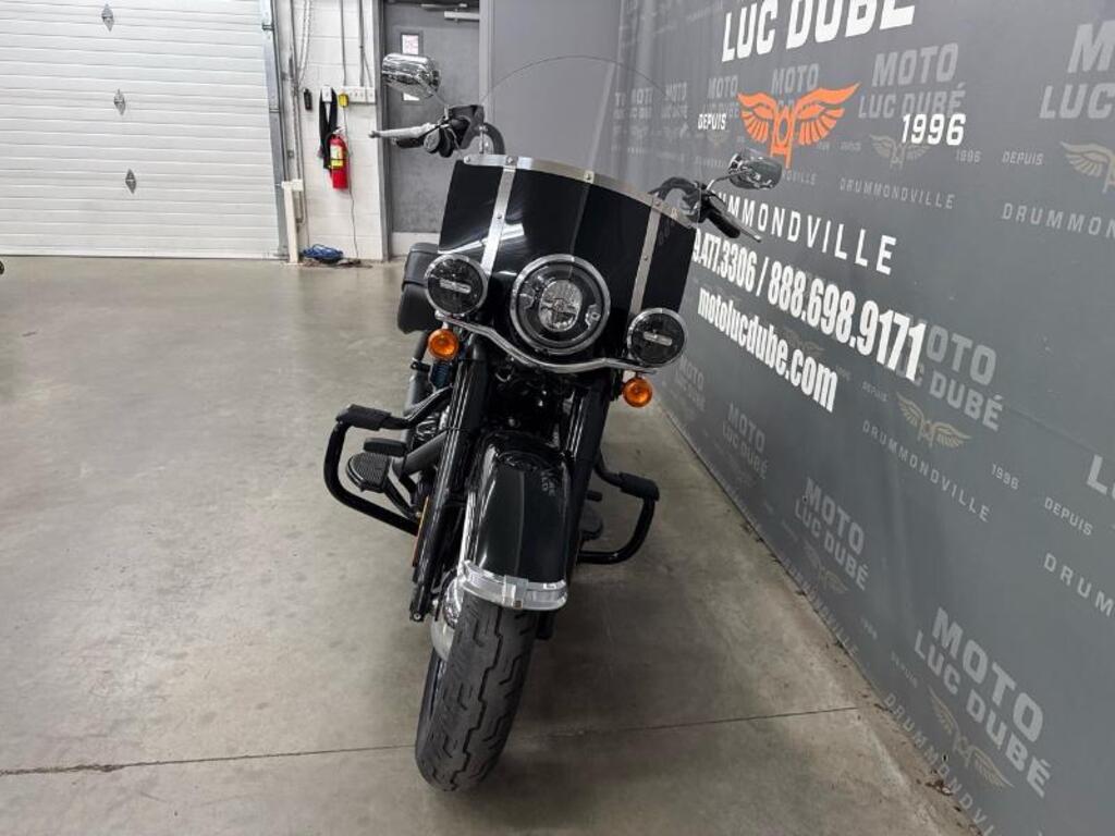 Harley-Davidson FLHCS Heritage Classic 114 2018