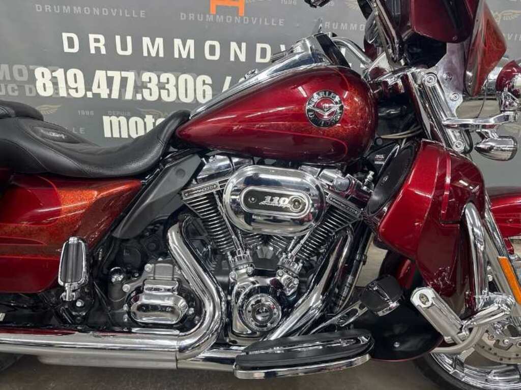Harley-Davidson FLHRSE CVO Road King 2013