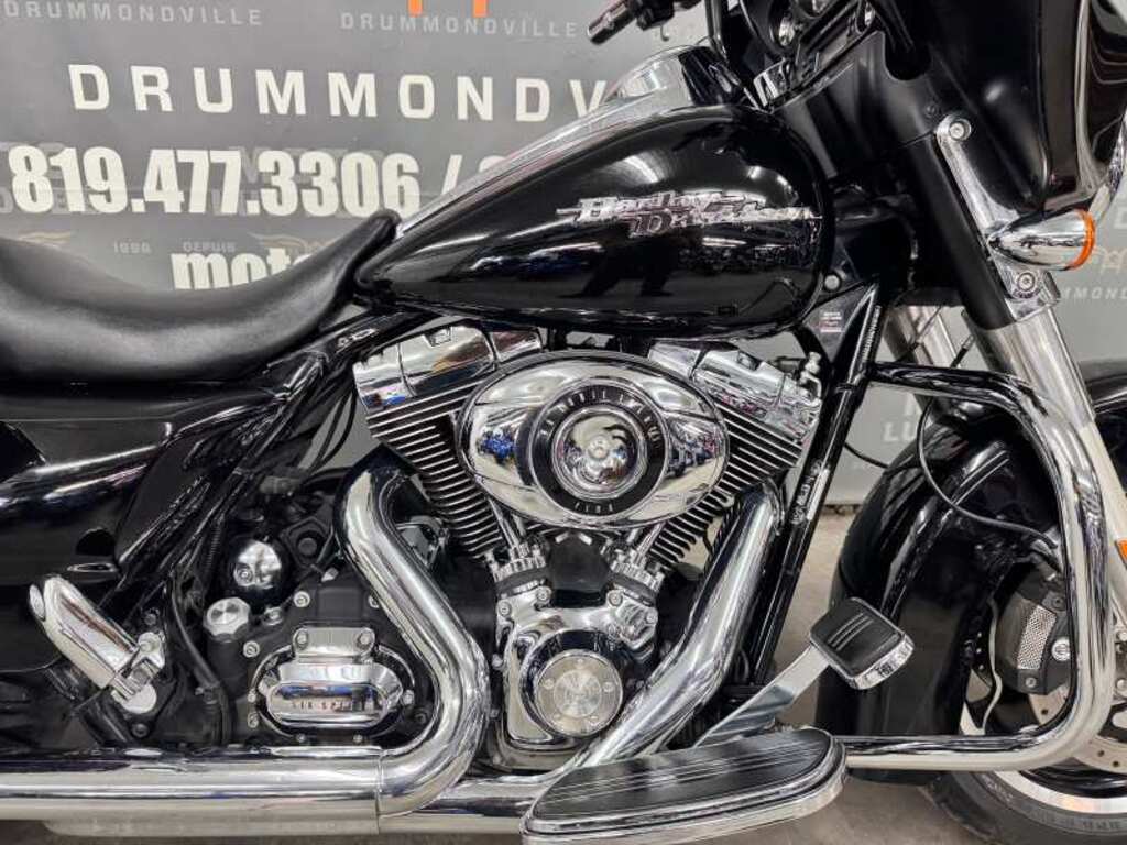 Harley-Davidson FXDWG Dyna Wide Glide 2013