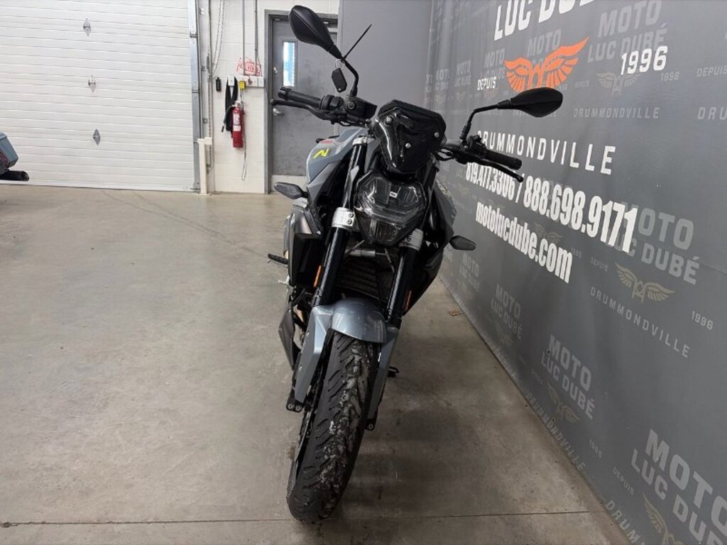 BMW F900R 2022