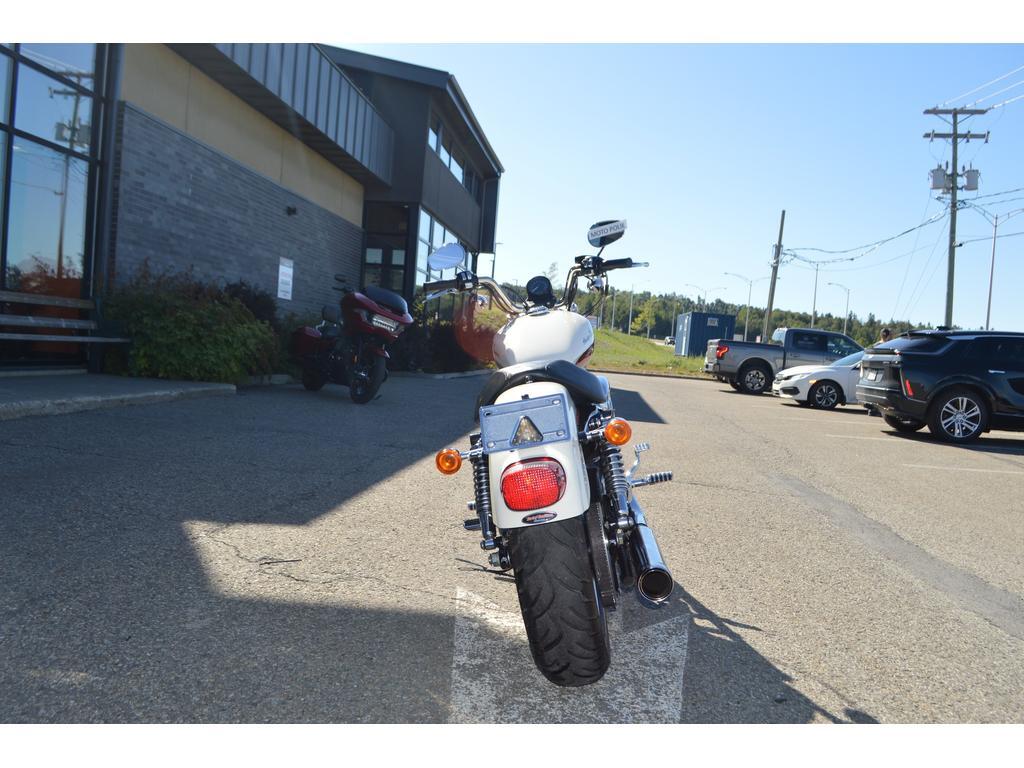 Harley-Davidson XL883L 2011