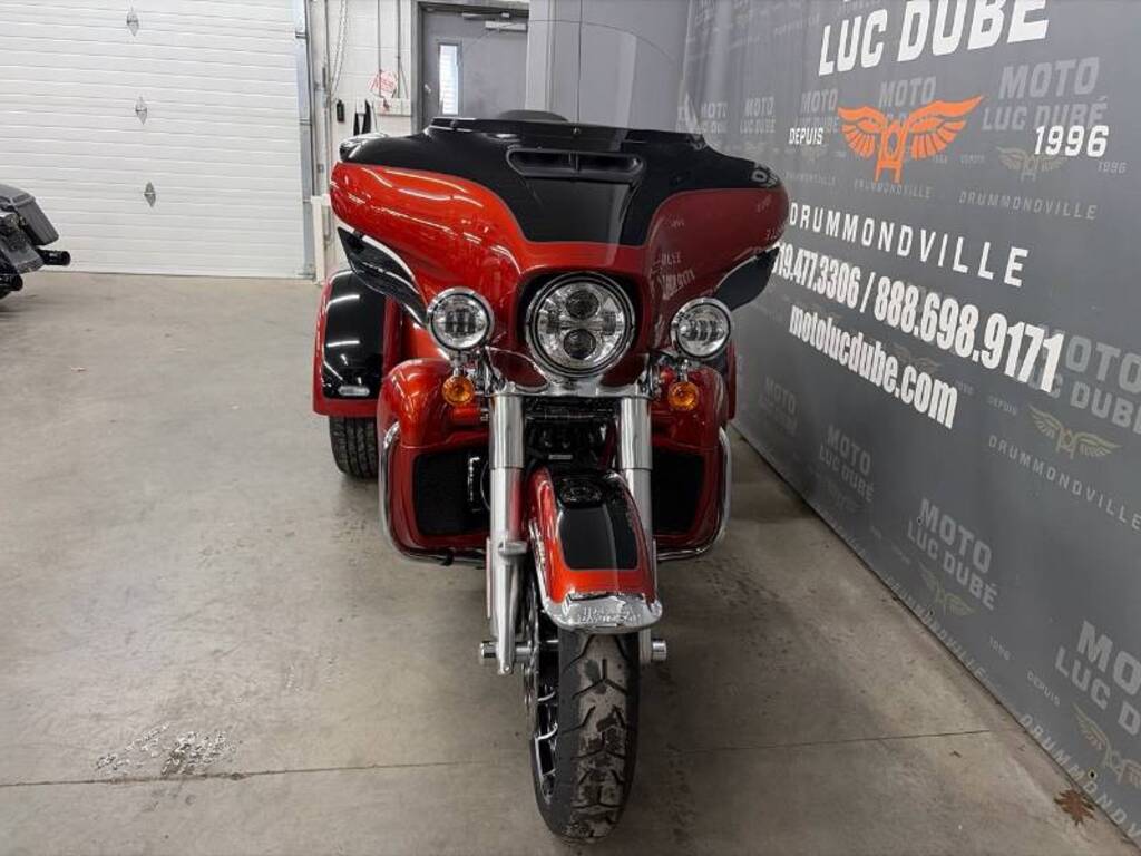 Harley-Davidson FLHTCUTG Tri Glide Ultra 2025