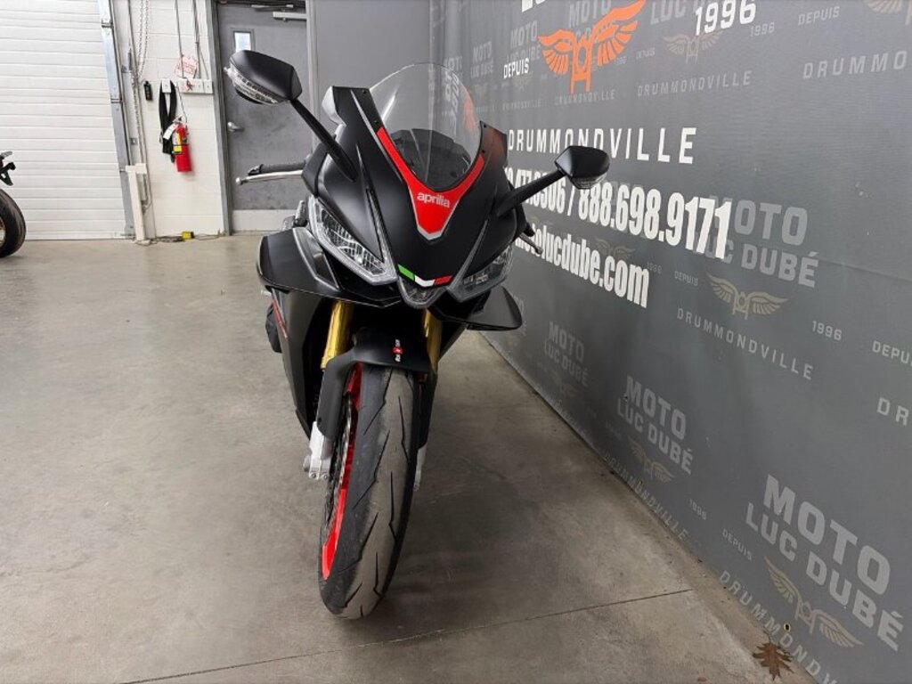 Aprilia RSV4 2024