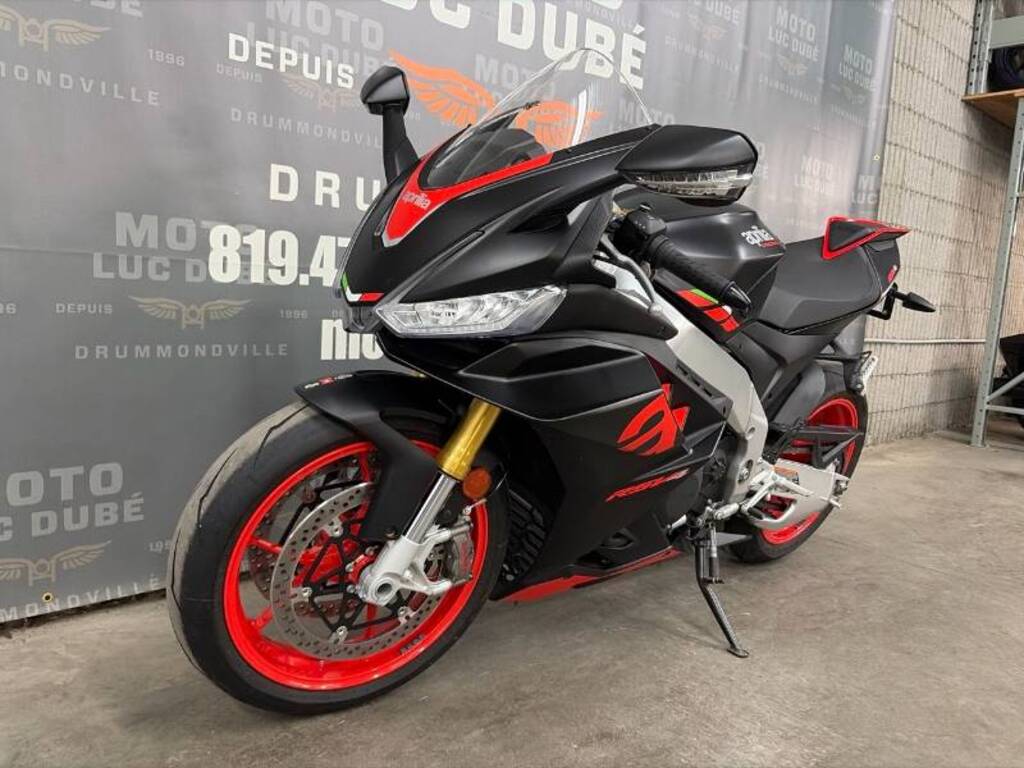 Aprilia RSV4 2024