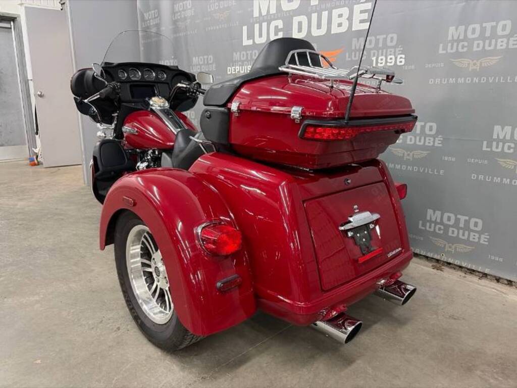 Harley-Davidson FLHTCUTG Tri Glide Ultra 2021