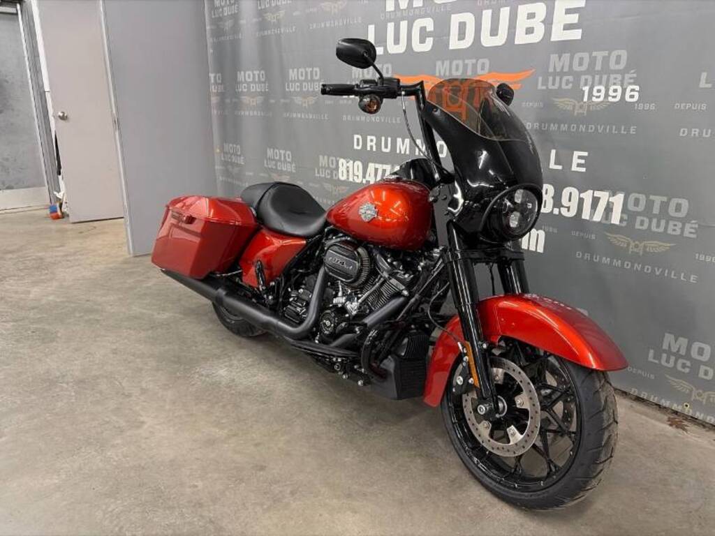 Harley-Davidson FLHTCUTG Tri Glide Ultra 2021