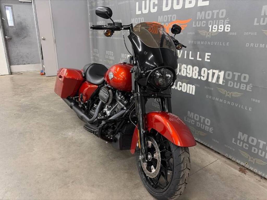 Harley-Davidson FLHTCUTG Tri Glide Ultra 2021