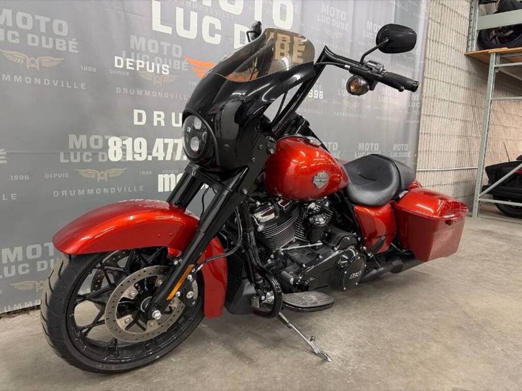 Harley-Davidson FLHTCUTG Tri Glide Ultra 2021