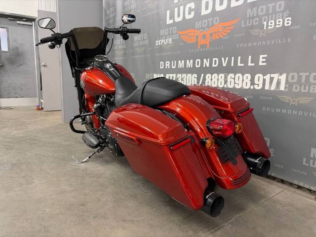 Harley-Davidson FLHTCUTG Tri Glide Ultra 2021