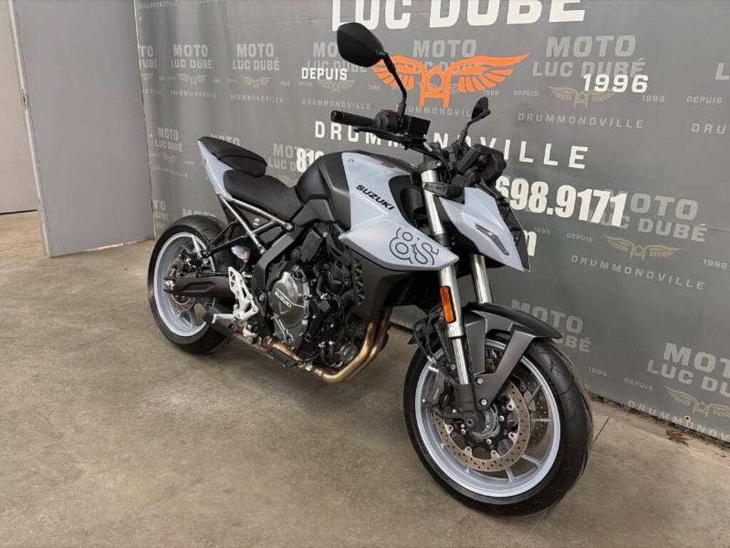 Suzuki GSX-8S 2024