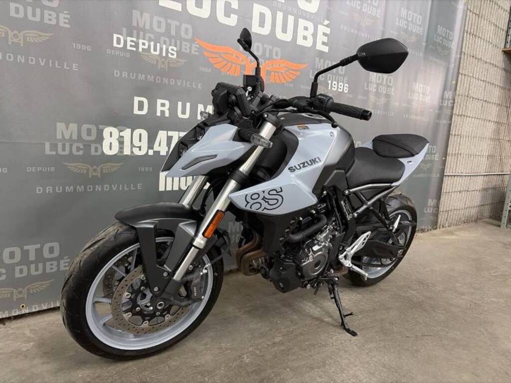 Suzuki GSX-8S 2024